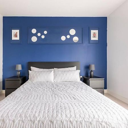 Stylish & Comfortable Top-Floor Flat In Harrow London Luaran gambar