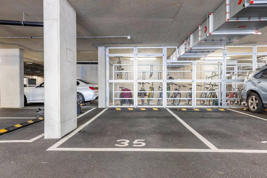Stylish & Comfortable Top-Floor Flat In Harrow London Luaran gambar